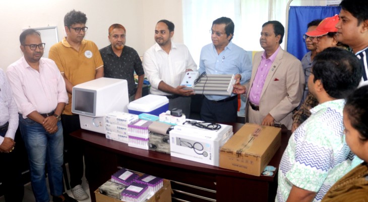 গোবিপ্রবিতে ২৩ কম্পিউটার ও ১০ প্রজেক্টর বিতরণ
